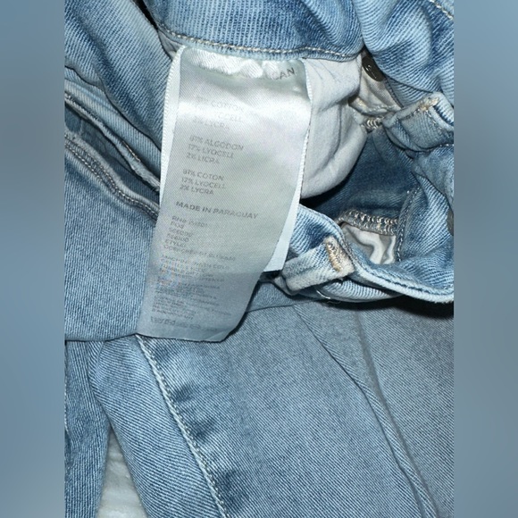 Good American Distressed Jeans - Picture 5 of 5